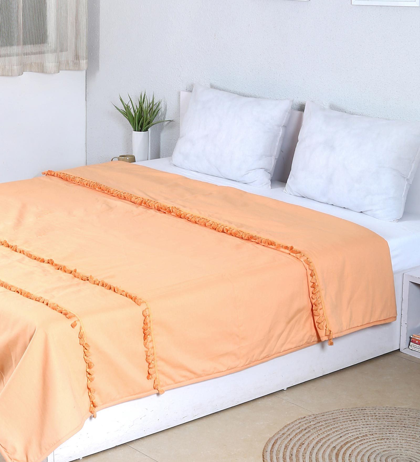 Buy Akasa Cotton 180 TC Double Bed Cover by House This at 100 OFF by