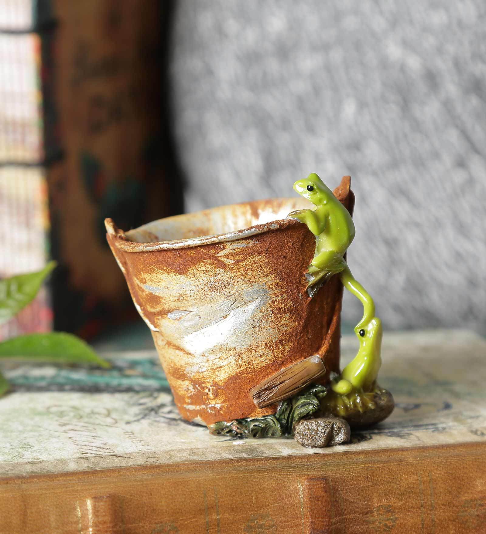 Buy Artie Pot Resin Table Accent Piece at 3 OFF by Home4U Pepperfry