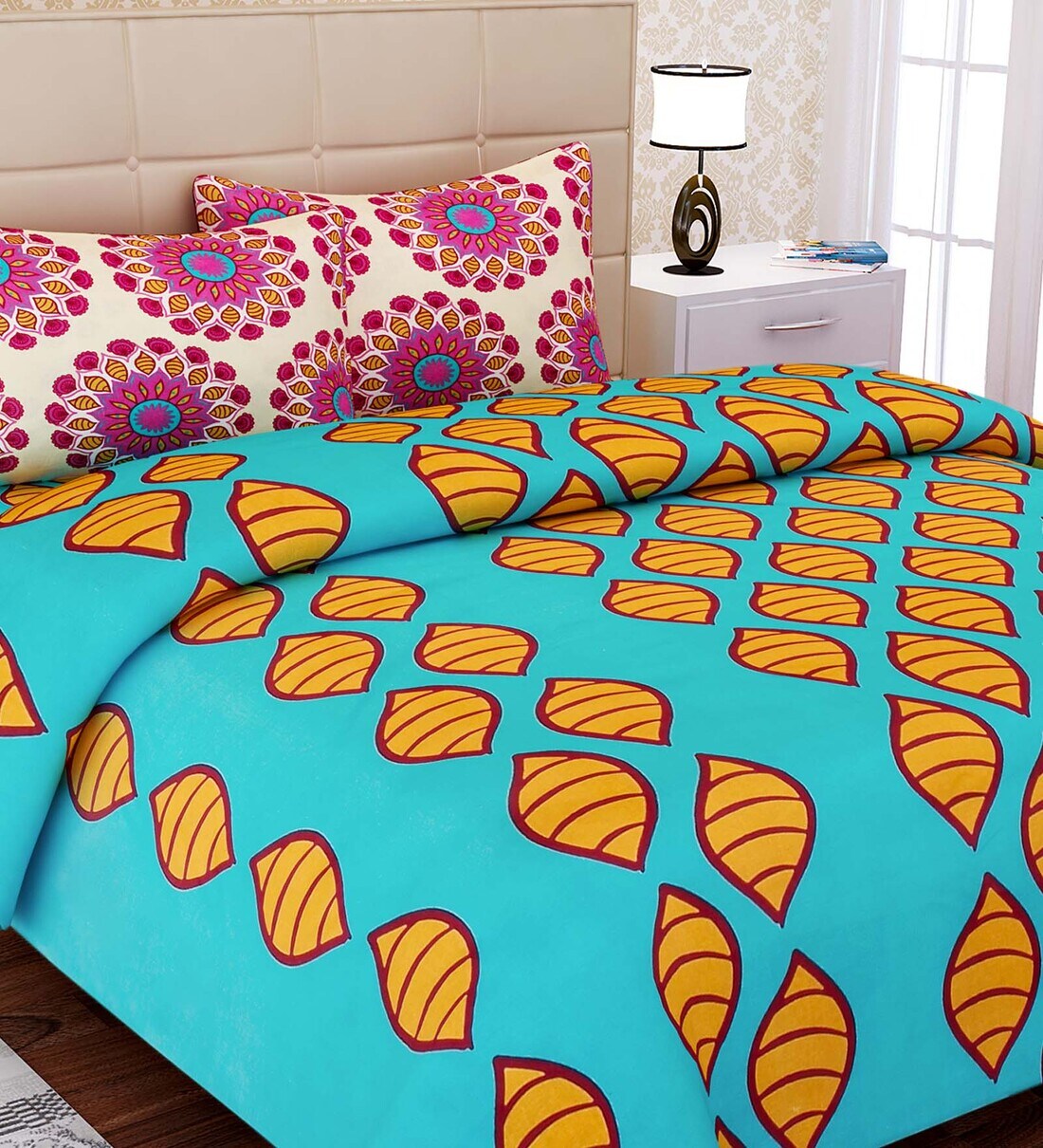 Buy Green Abstract 144 TC Cotton Queen Sized Bed Sheets with 2 Pillow