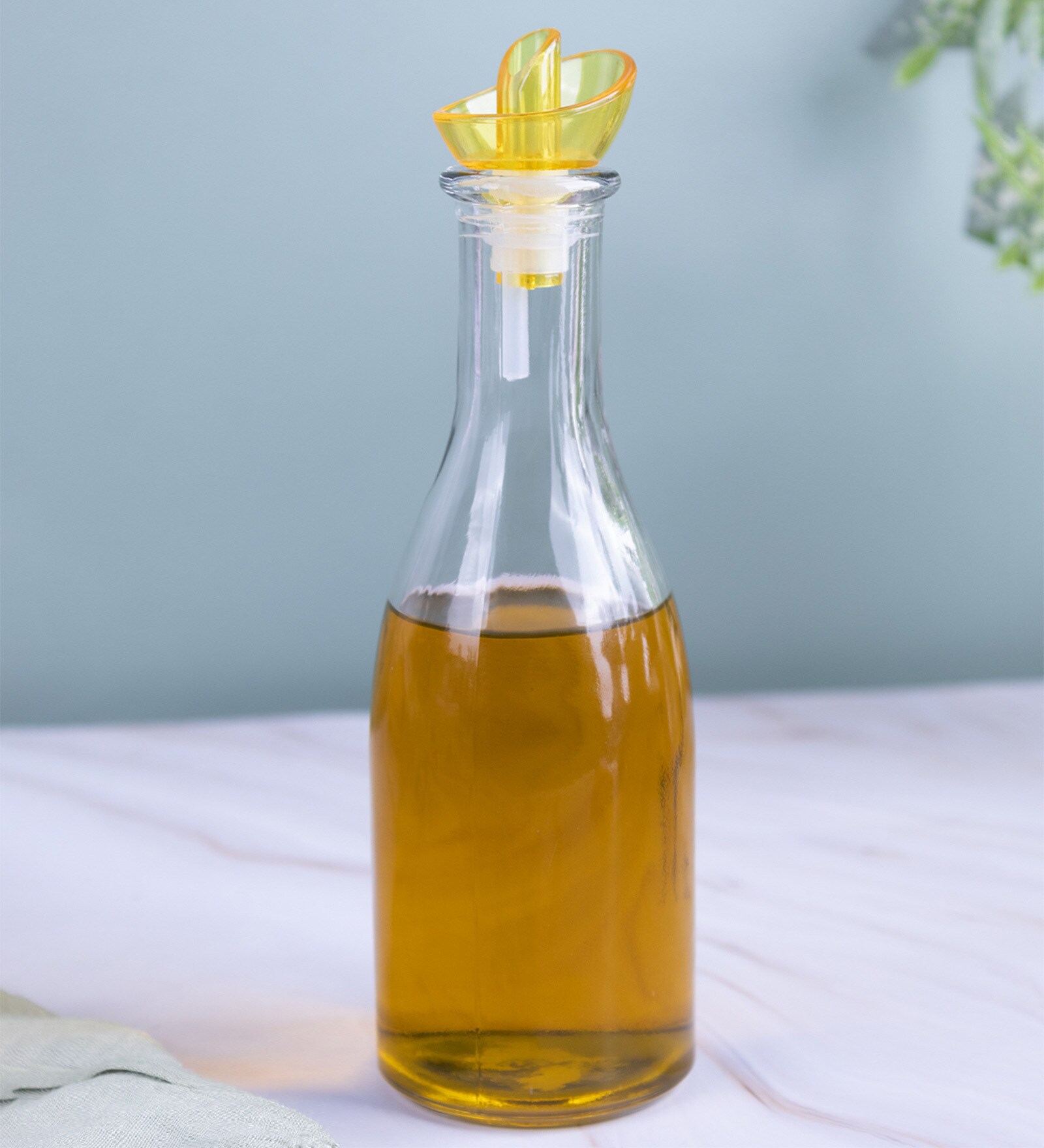 Buy Glass Yellow Oil Dispenser 280 Ml By Market 99 at 78 OFF by Market 99 Pepperfry