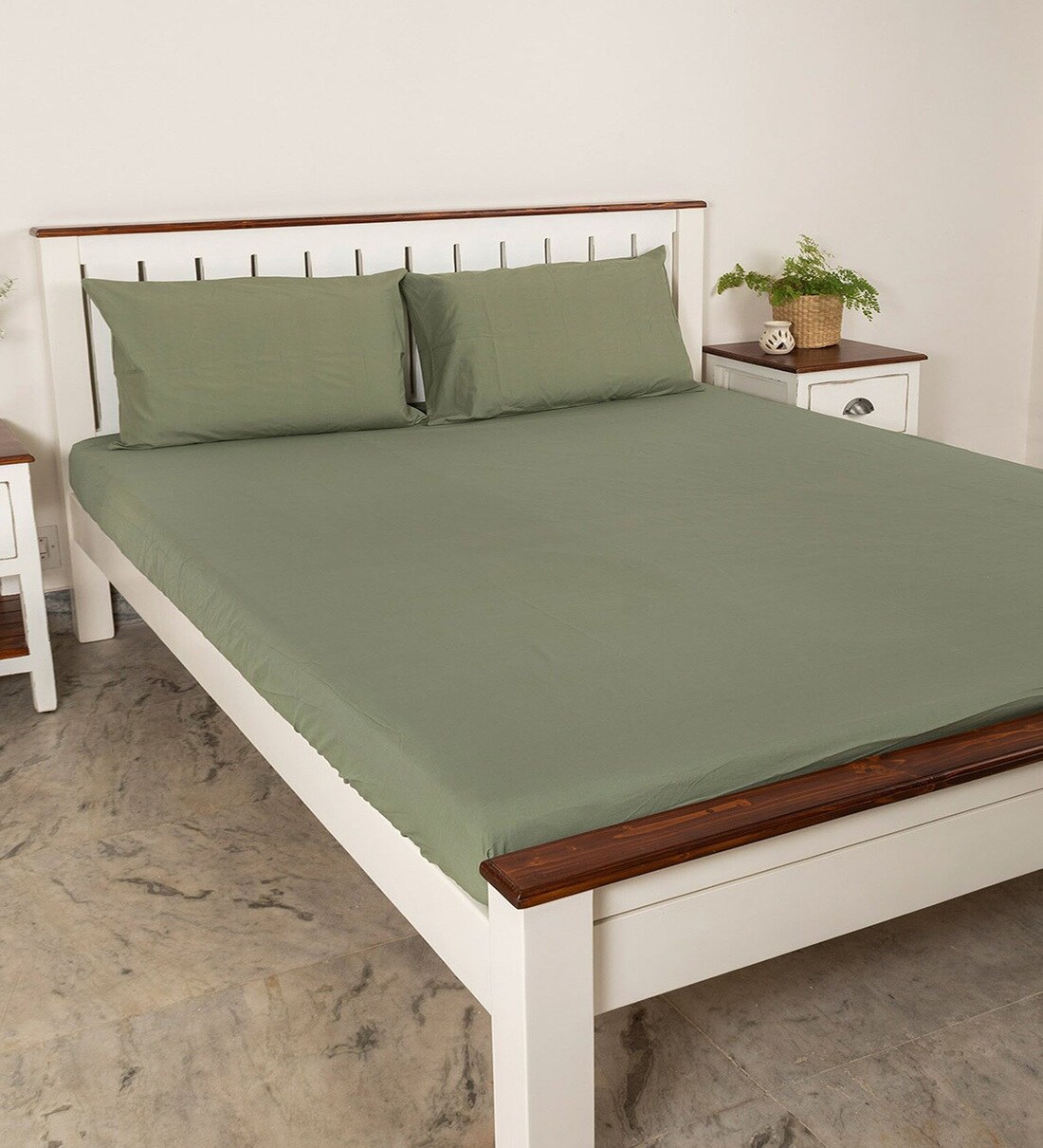 Buy Green Solid 210 TC Cotton Queen Sized Fitted Bed Sheets with 2