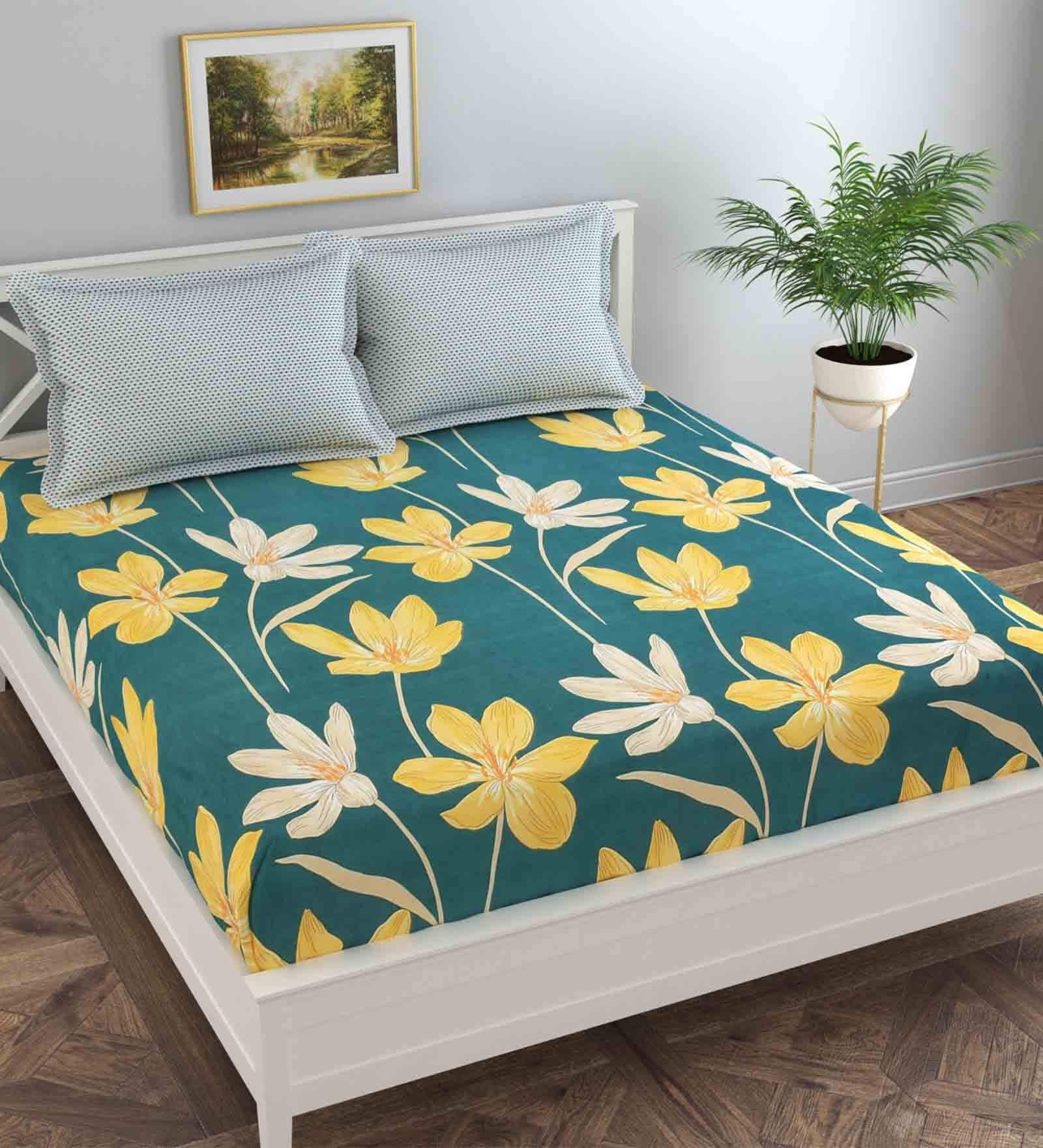 Green Traditional 130 TC Poly Cotton King Sized Bed Sheets with 2 Pillow Covers, By FLORIDA