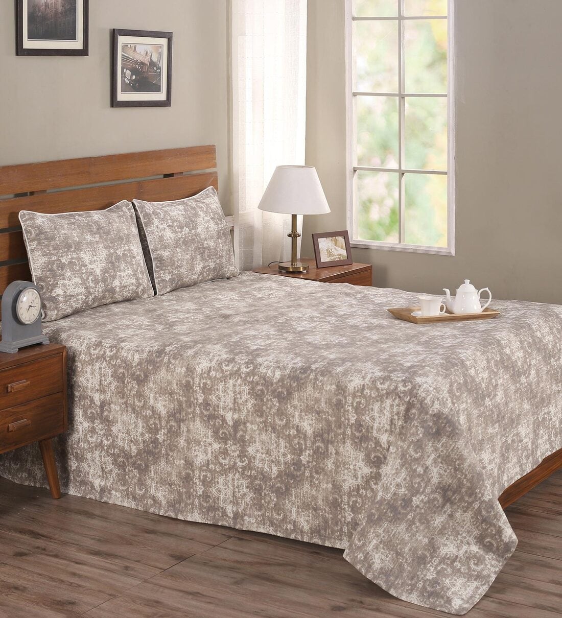 Buy Brown Abstract 300 TC Cotton and Viscose Double Bed Cover with 2