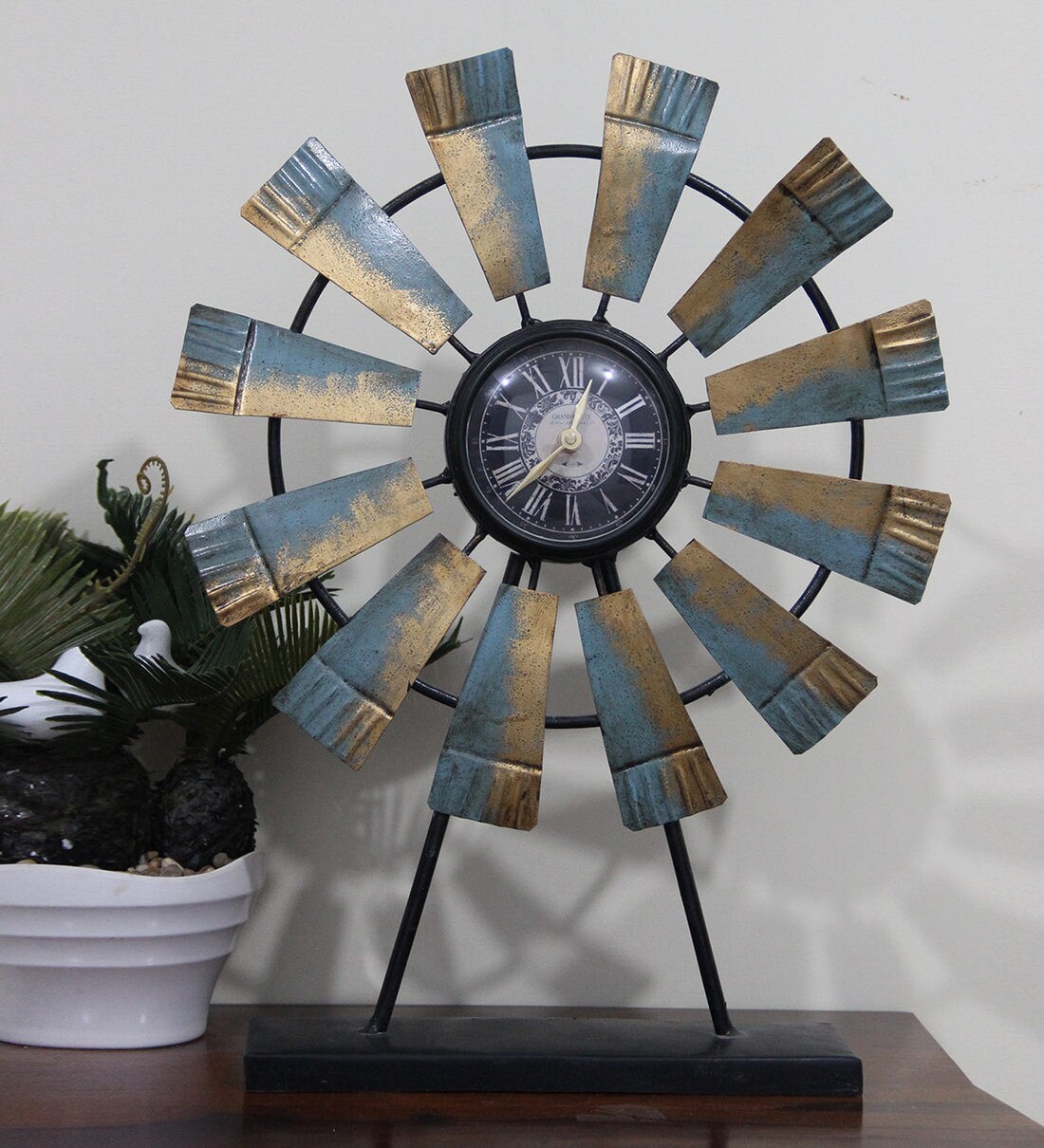 Buy Metal Decorative Manila In Multicolour Table Clock at 24 OFF by