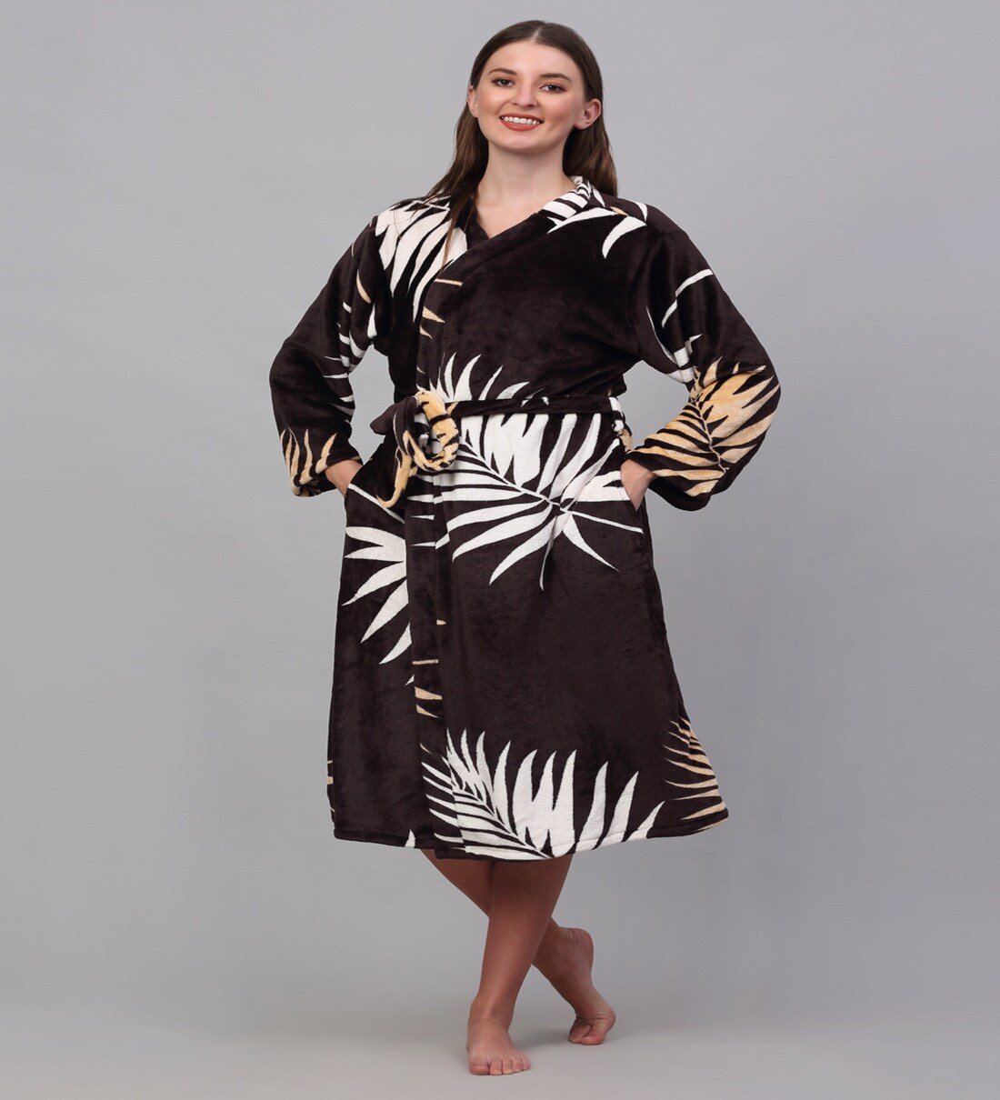 Buy Multicolor Printed Woolen Women Bath Robe With Belt (M) By Klotthe