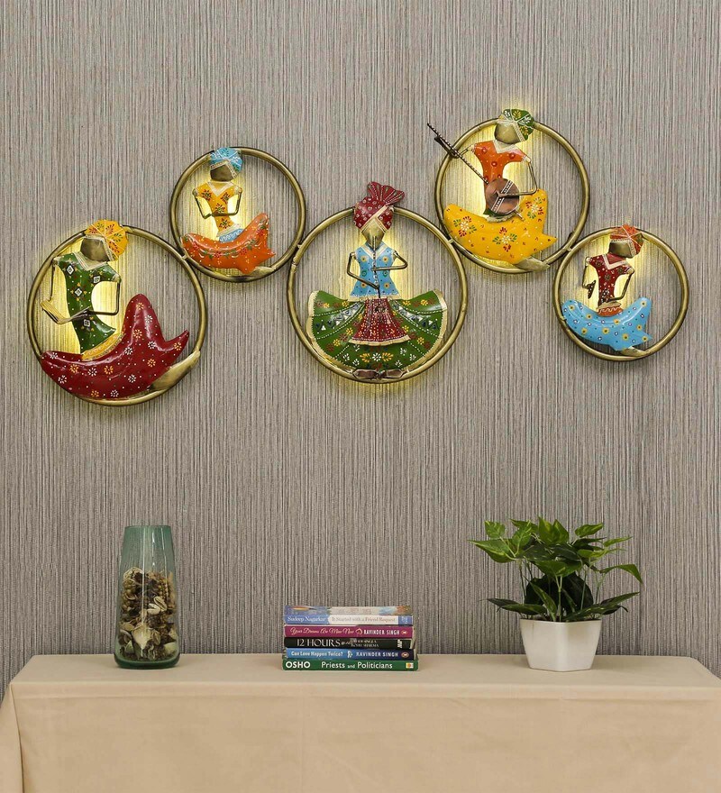 Buy Olha O Multicolour Wood And Wrought Iron Musician Pretty Wall