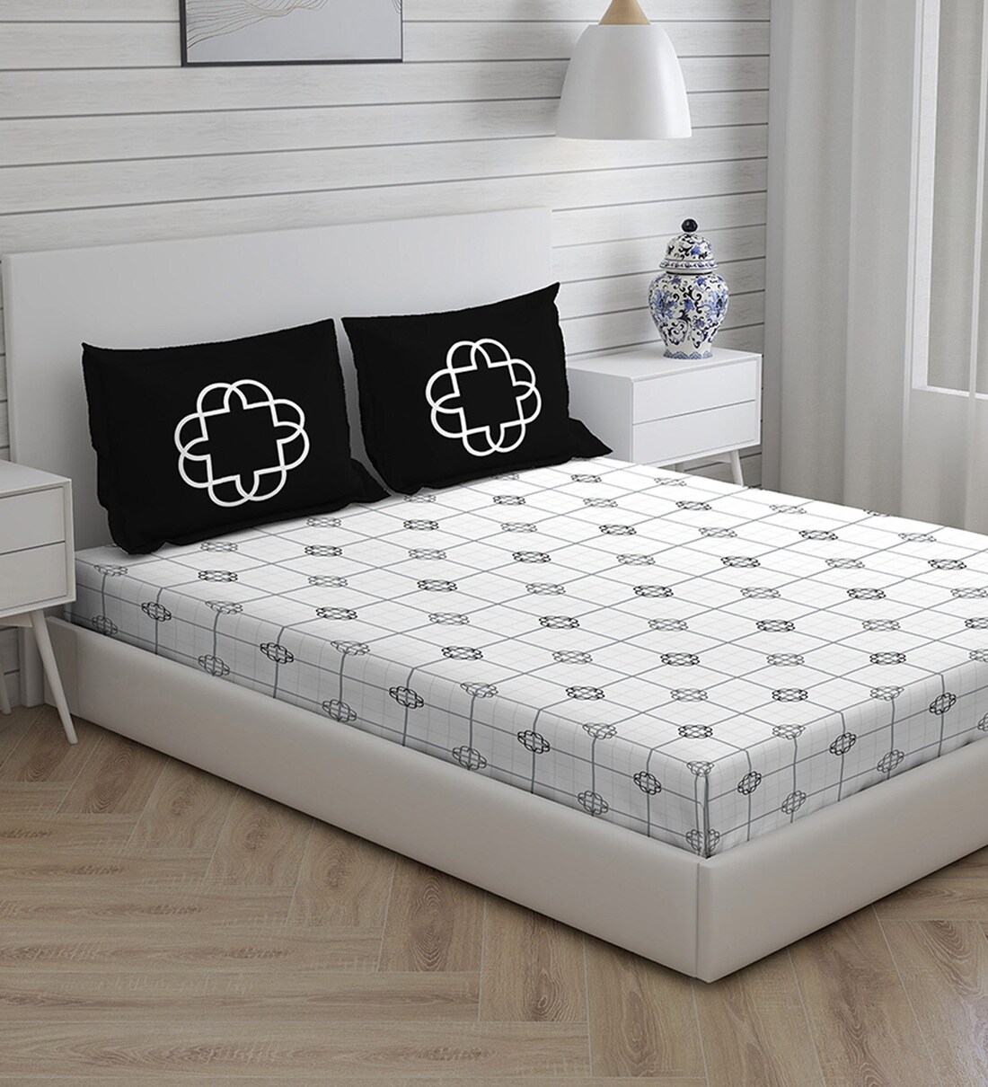 Buy Navy Blue Geometric 300 TC Cotton King Sized Bed Sheets with 2