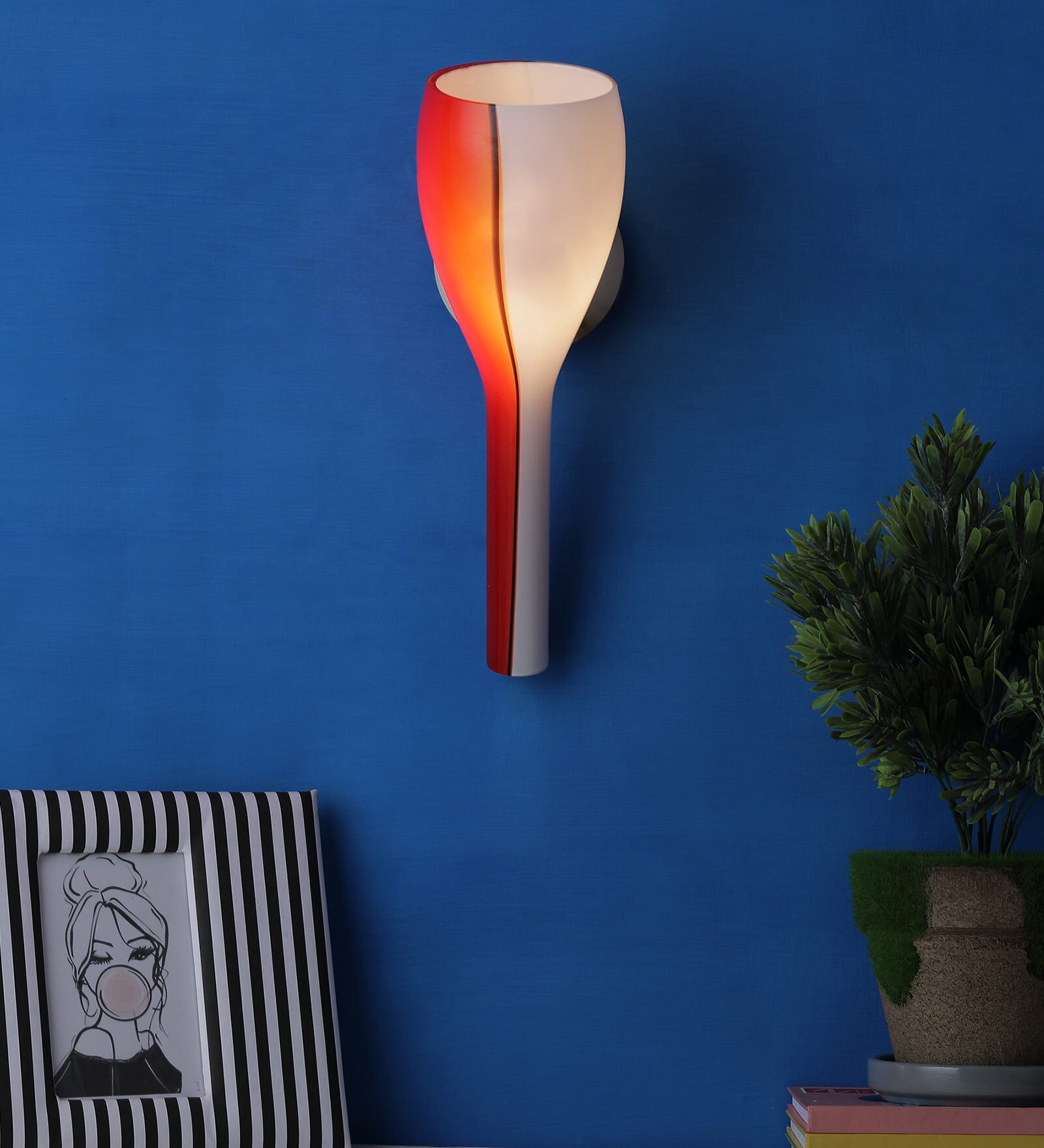 Buy Silver Metal Wall Light by Eliante by Jainsons Lights Online