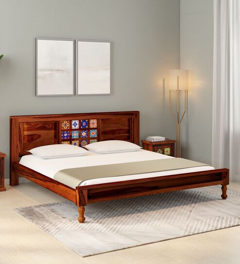 traditional wood bedroom furniture